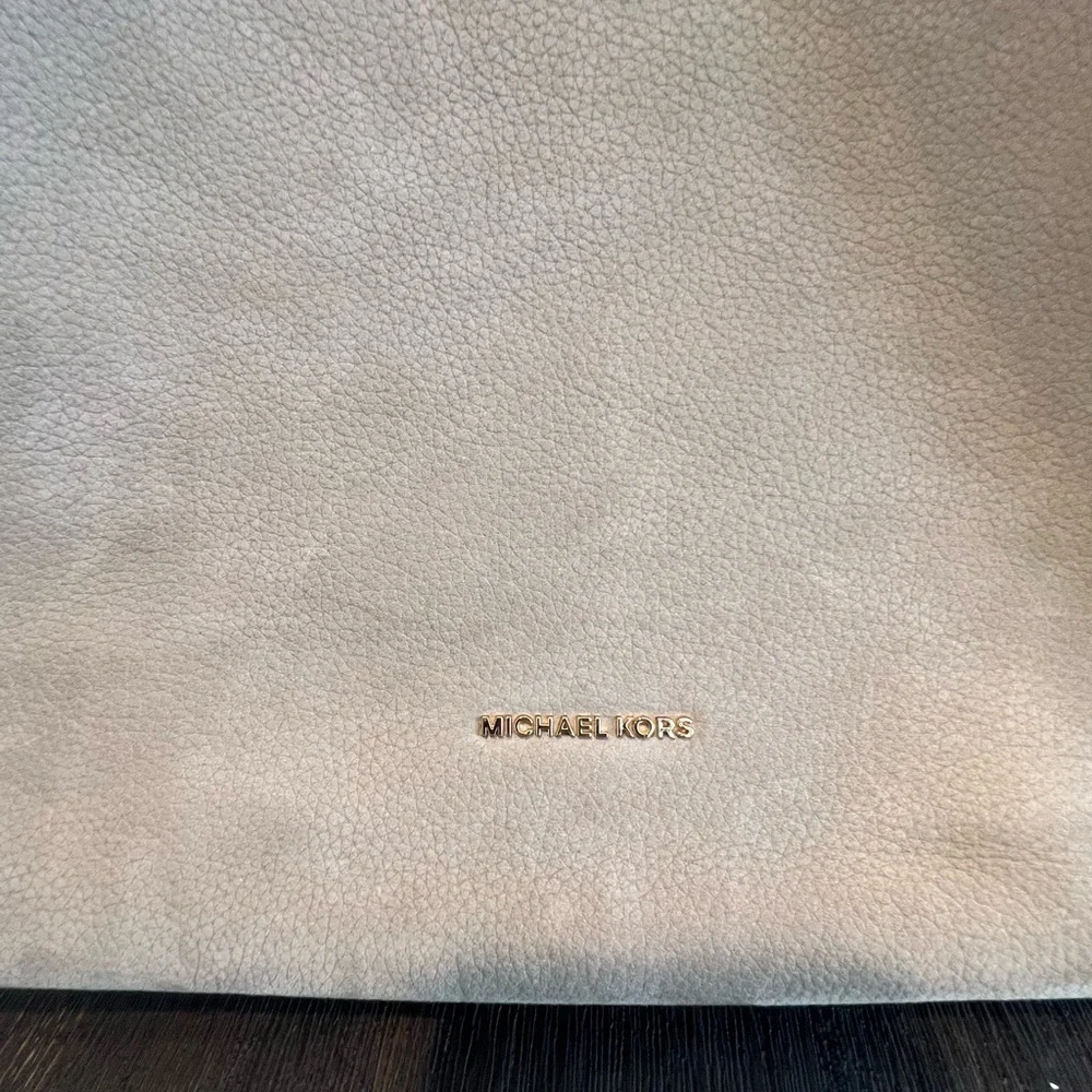 Michael Kors Large Nubuck Hobo Shoulder Bag - Picture 6 of 12